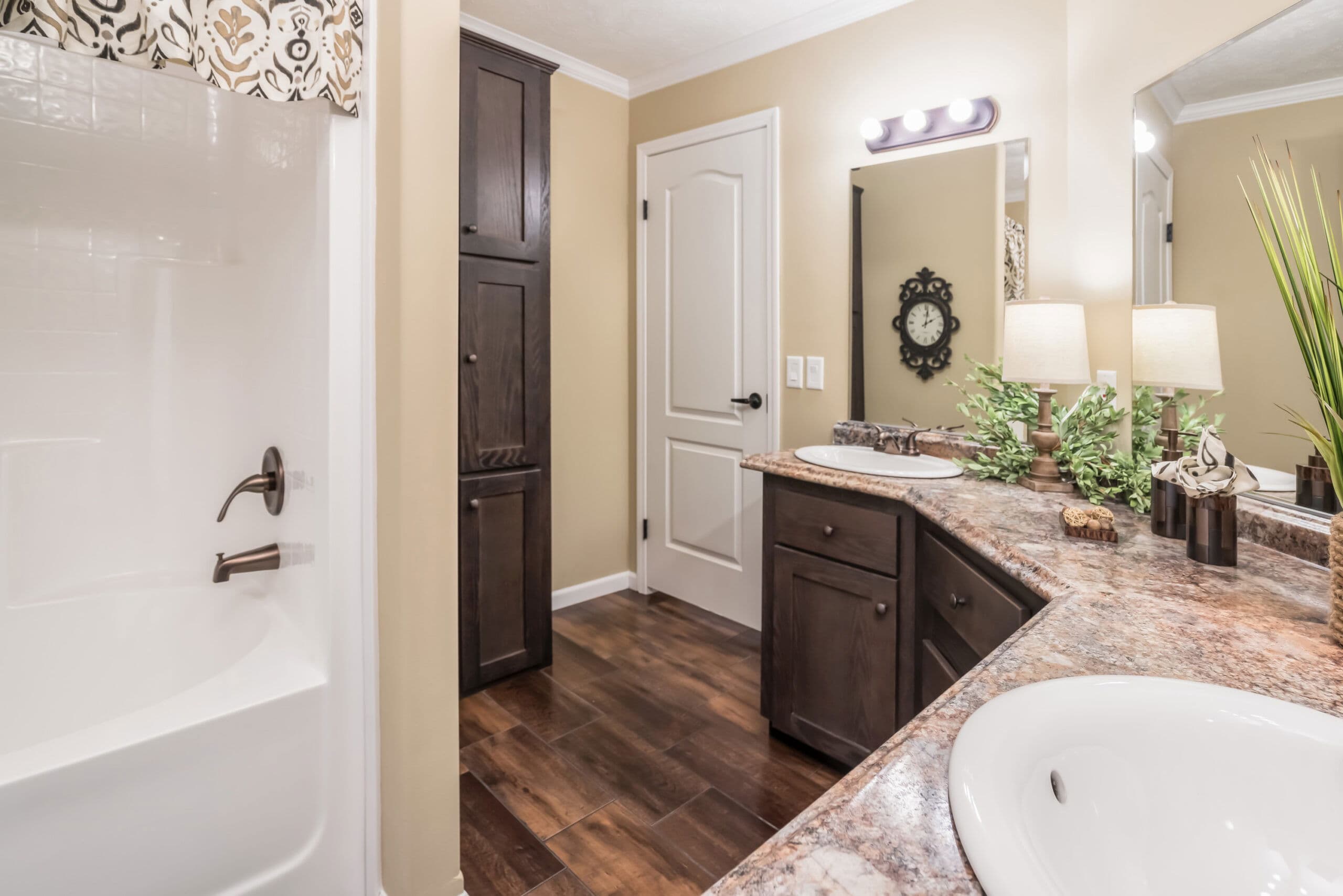 The unforgiven bathroom home features