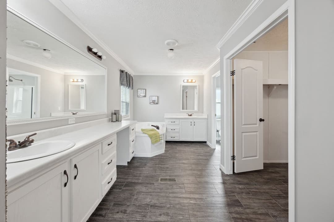 The josey wales bathroom home features