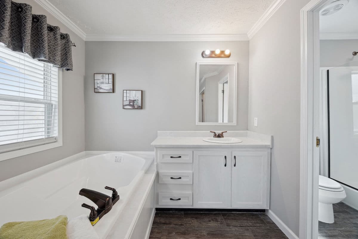 The josey wales bathroom home features