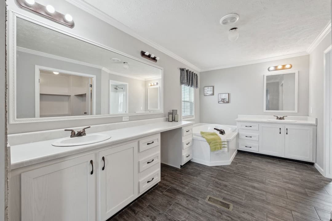 The josey wales bathroom home features