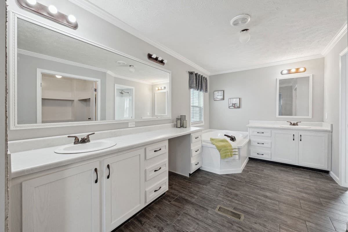 The josey wales bathroom home features