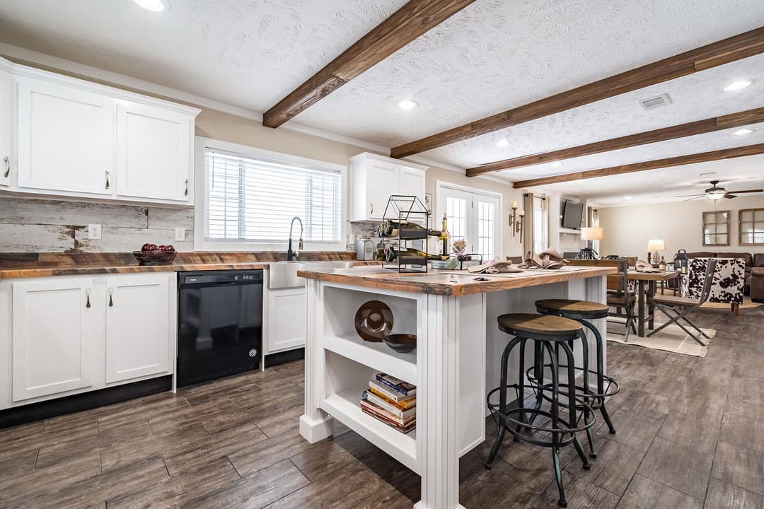 Mayfield kitchen home features