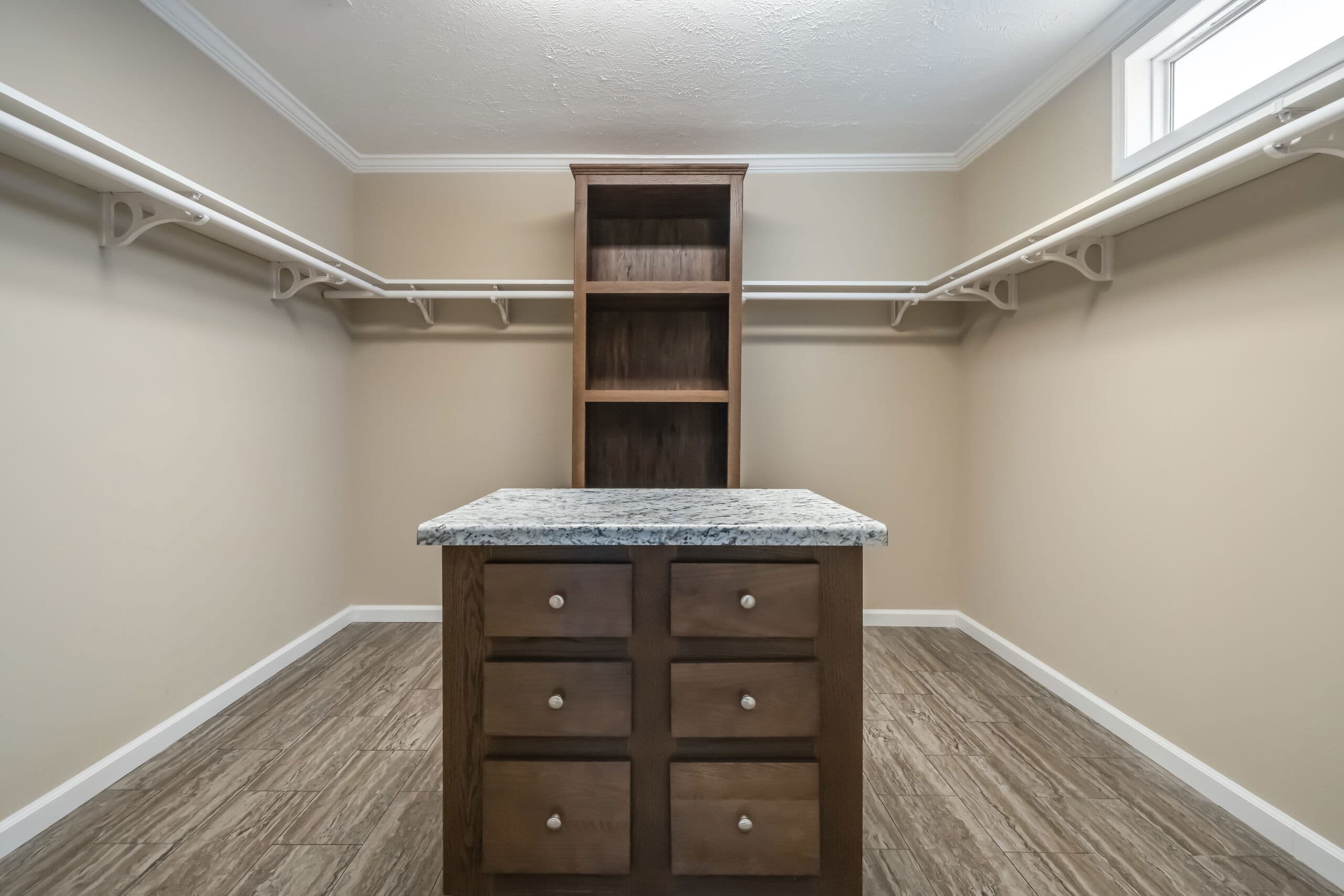 The howitzer interior home features