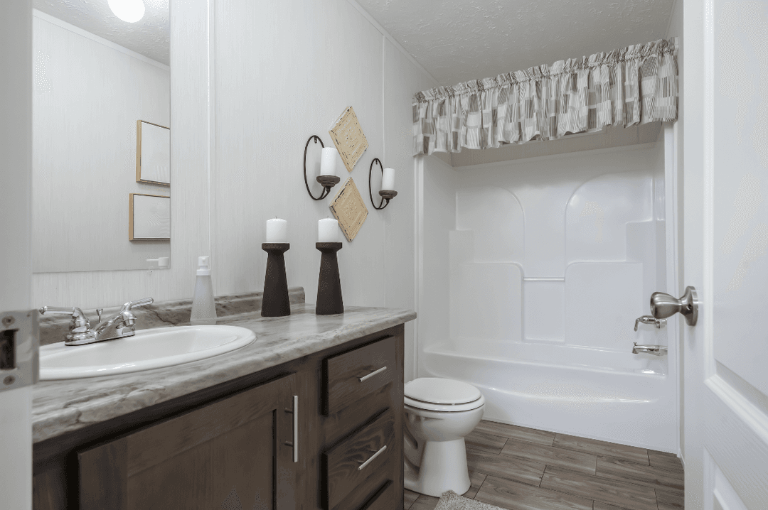The dakota bathroom home features
