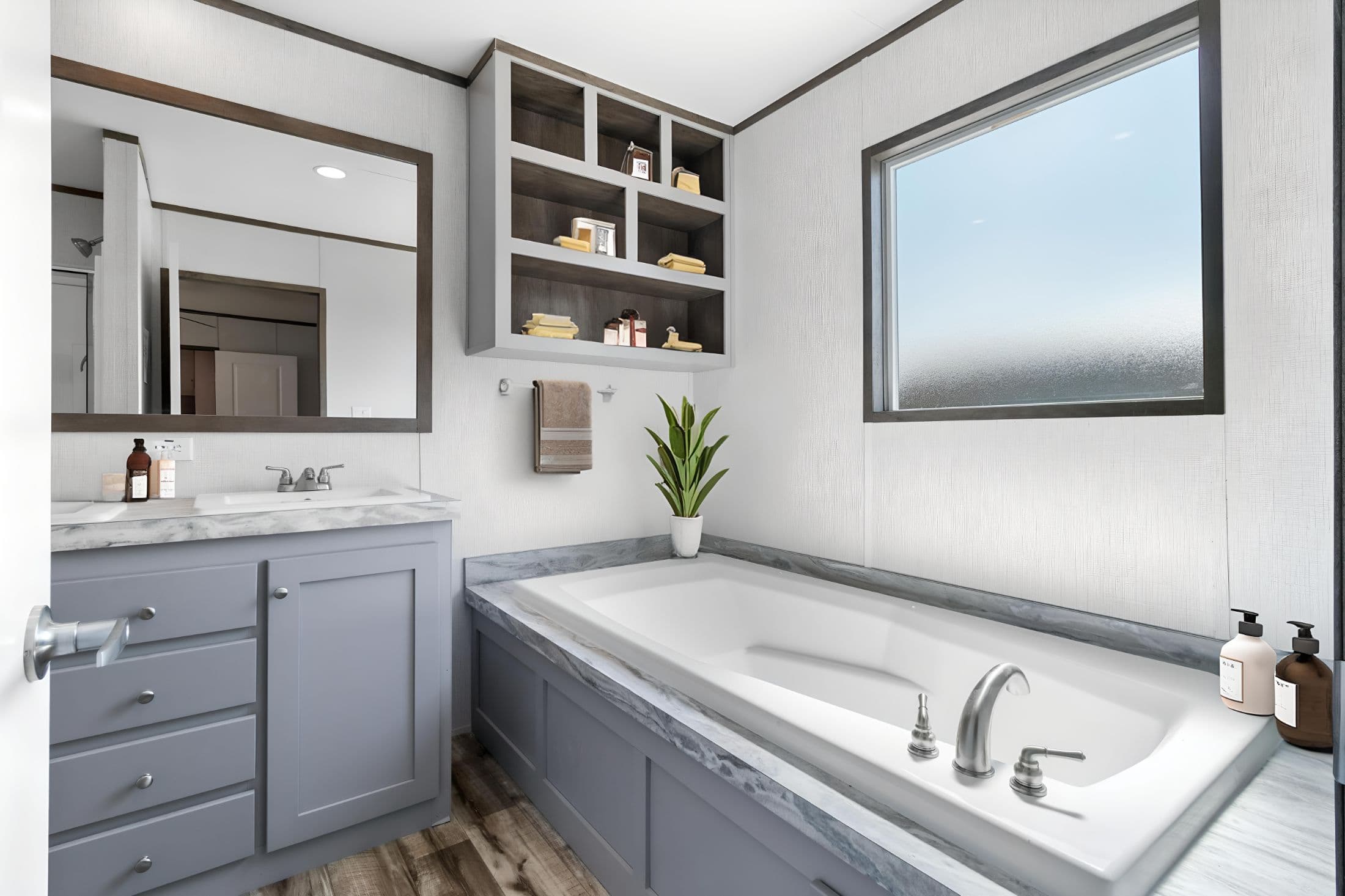 Baytown (inventory)  home features