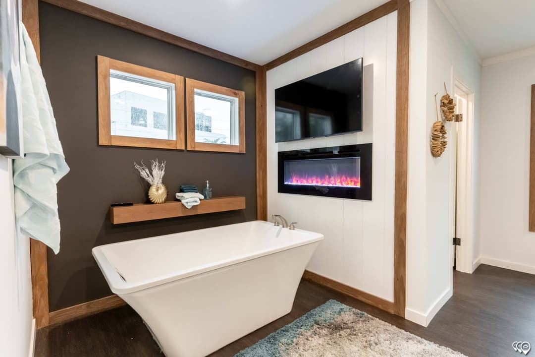 The twin creek bathroom home features
